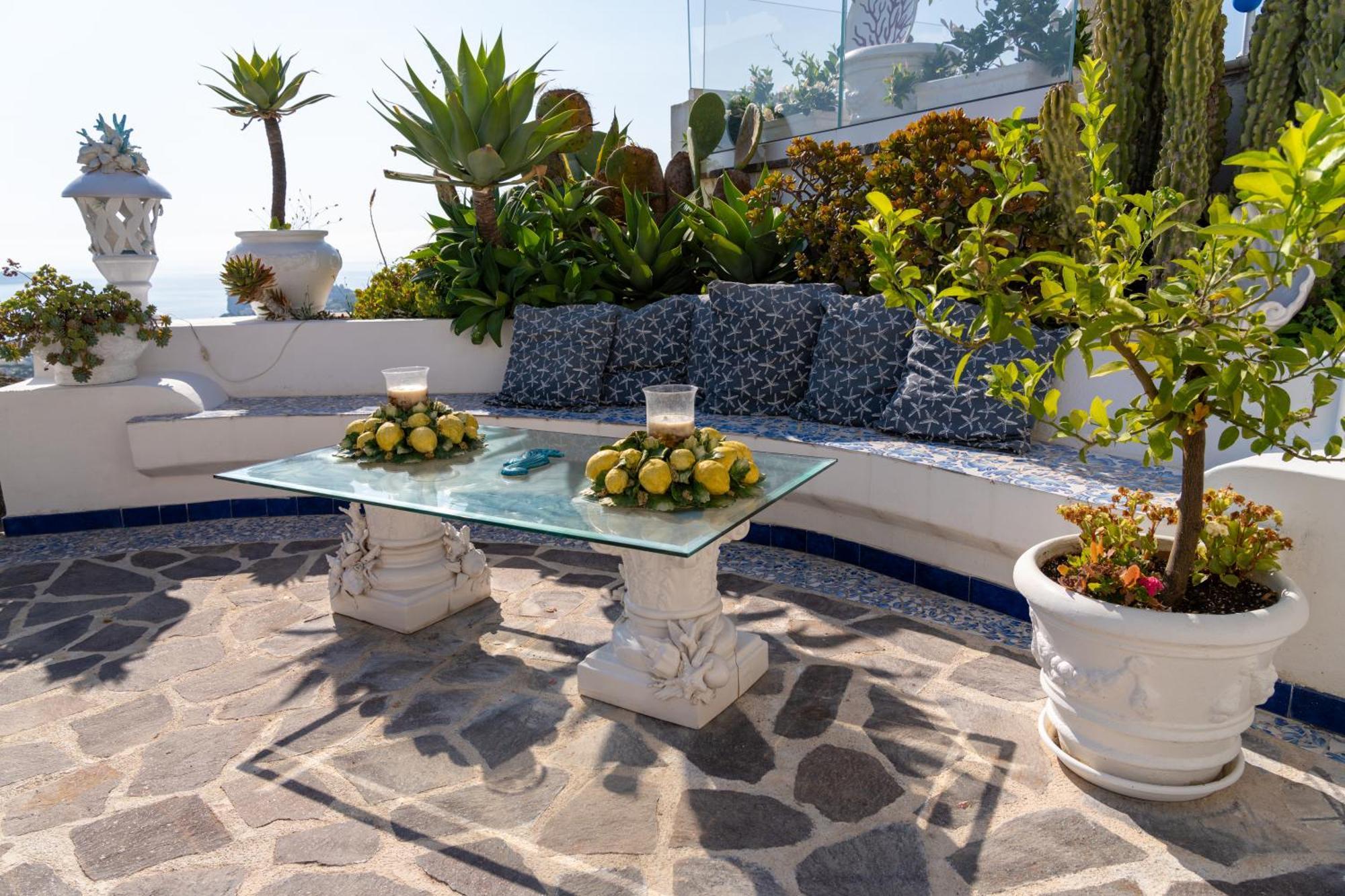 Relais Bijoux Ischia Bed & Breakfast Exterior photo