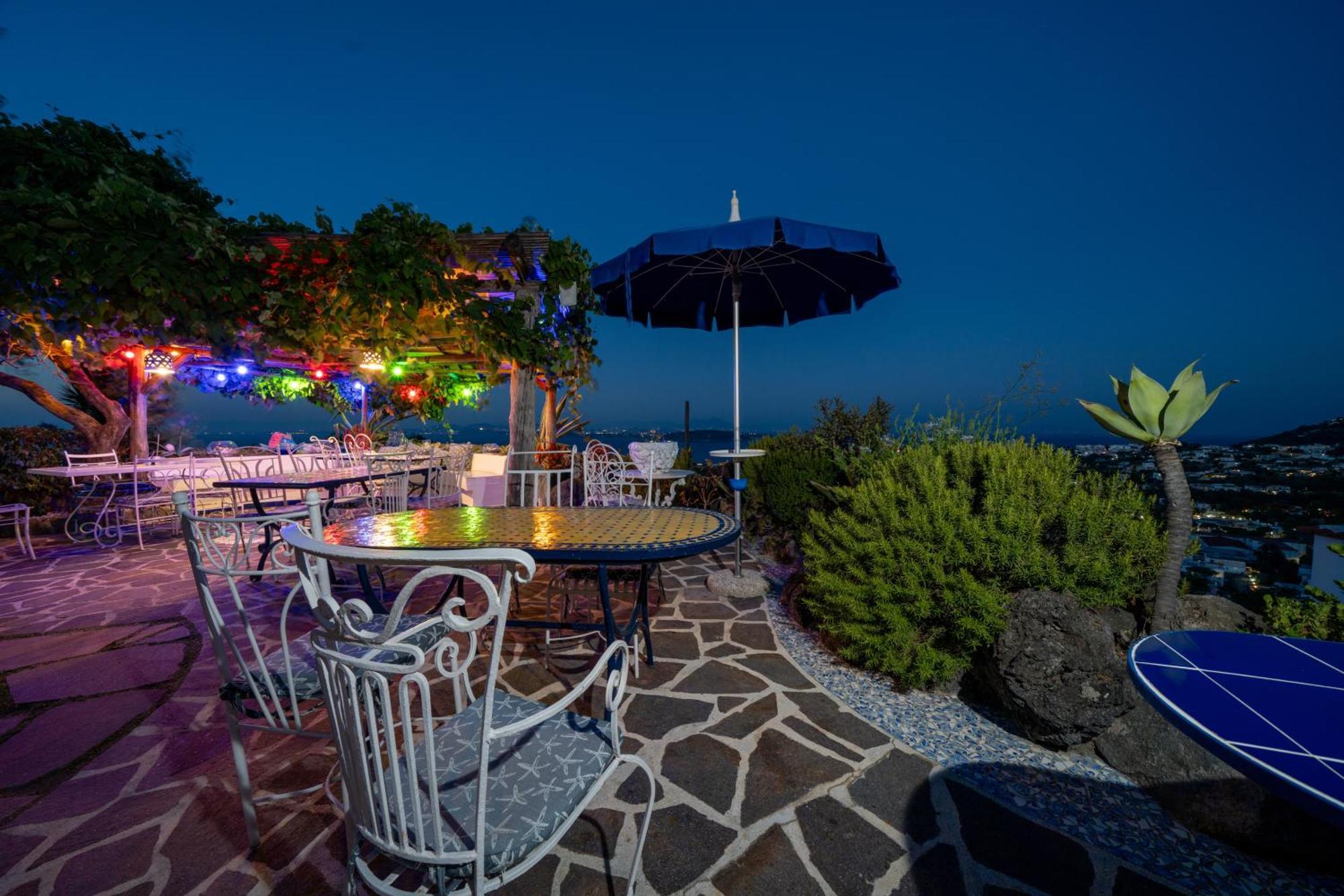 Relais Bijoux Ischia Bed & Breakfast Exterior photo