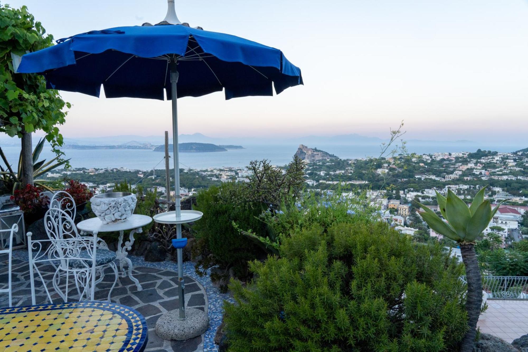 Relais Bijoux Ischia Bed & Breakfast Exterior photo