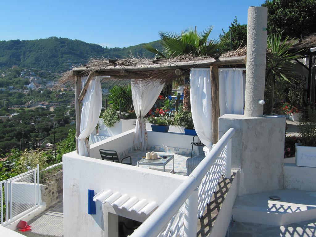 Relais Bijoux Ischia Bed & Breakfast Exterior photo